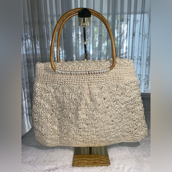 NWOT - Vintage Ivory White Macrame with Bamboo Handles - Picture 2 of 6